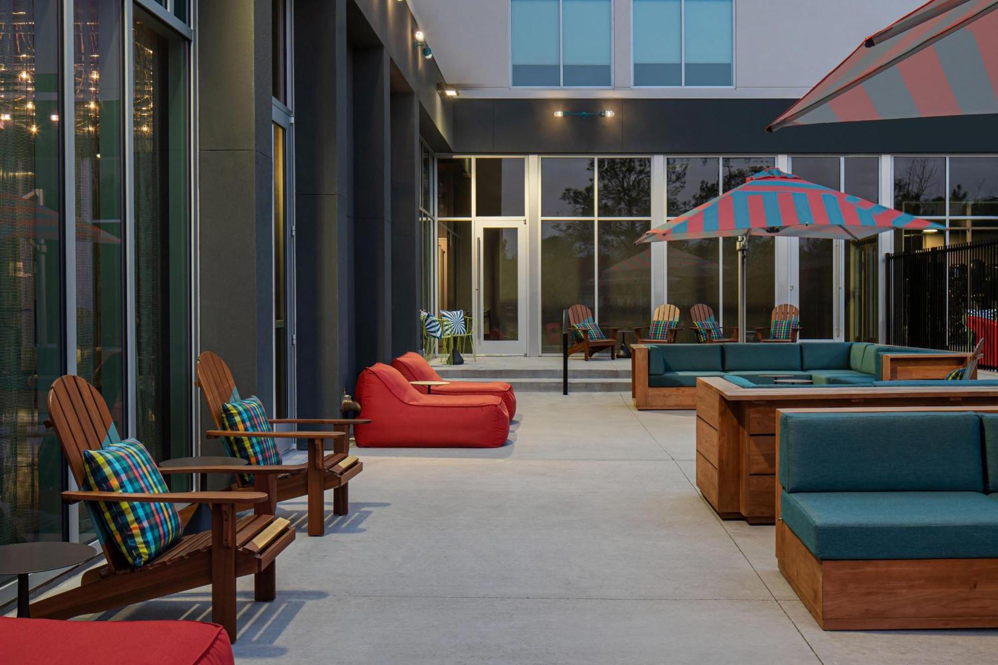 Aloft Houston Shenandoah - The Woodlands Hotel Exterior foto